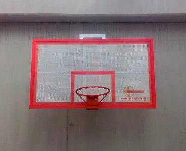 tablero de basquetbol de acero