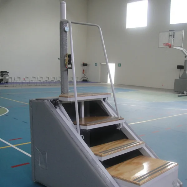 Sistema de postes de voleibol móviles
